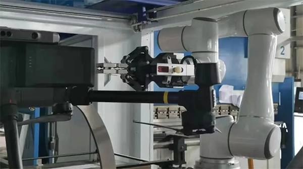 工業(yè)智能機器人